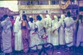 1984-Varanassi-3-mujeres-waiting-0001