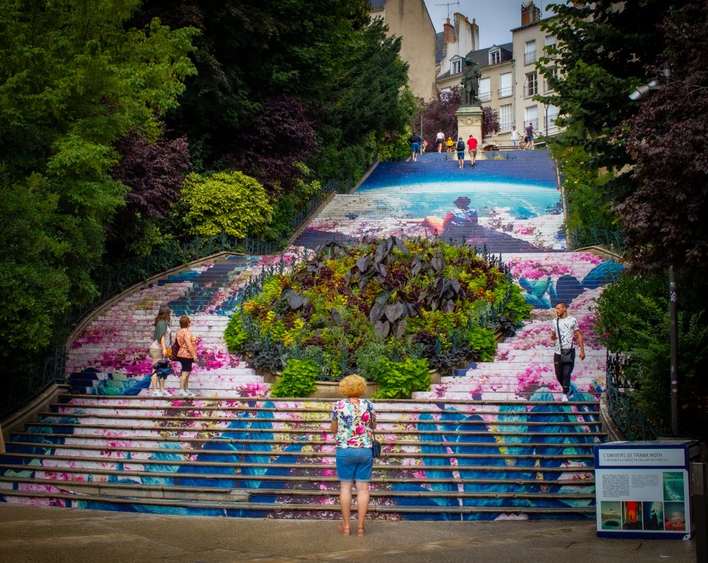 denis-papin-staircase